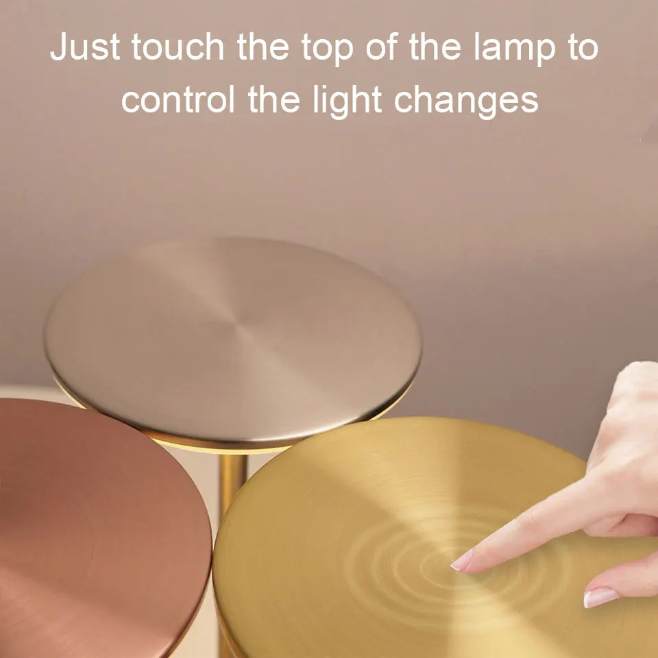CrystalTouch LED – Luminária de Mesa Sensor Touch 5V