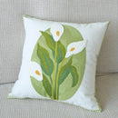 Capa de Almofada Bordada com Flor